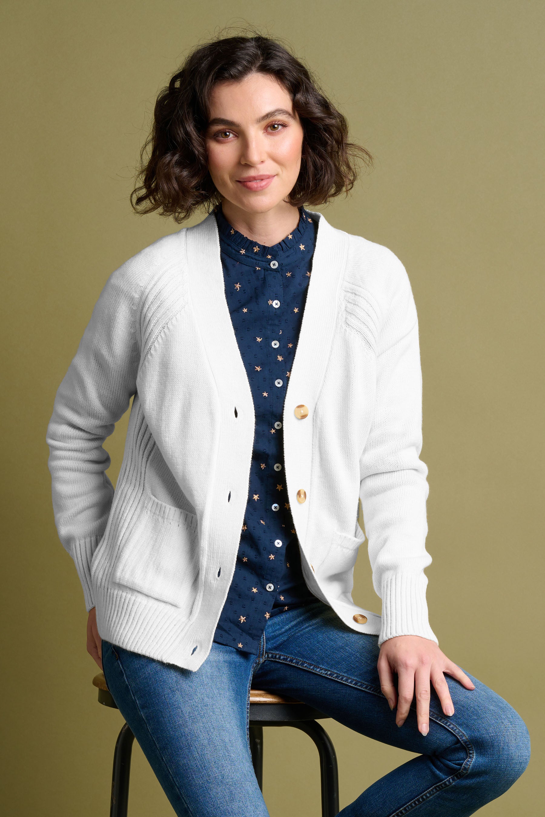 Chunky White Women s Cardigan Brakeburn