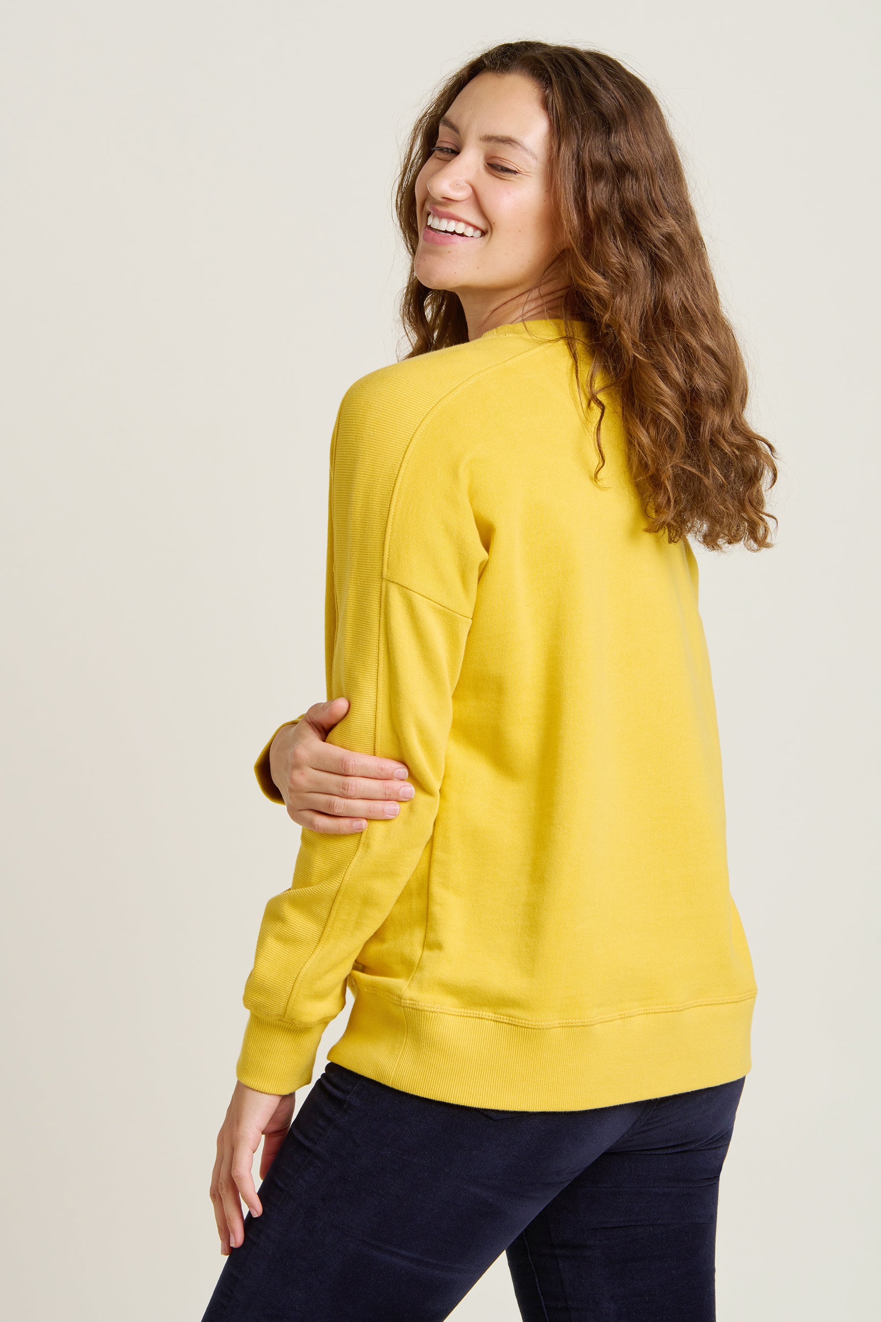 Womens yellow crew neck sweatshirt sale