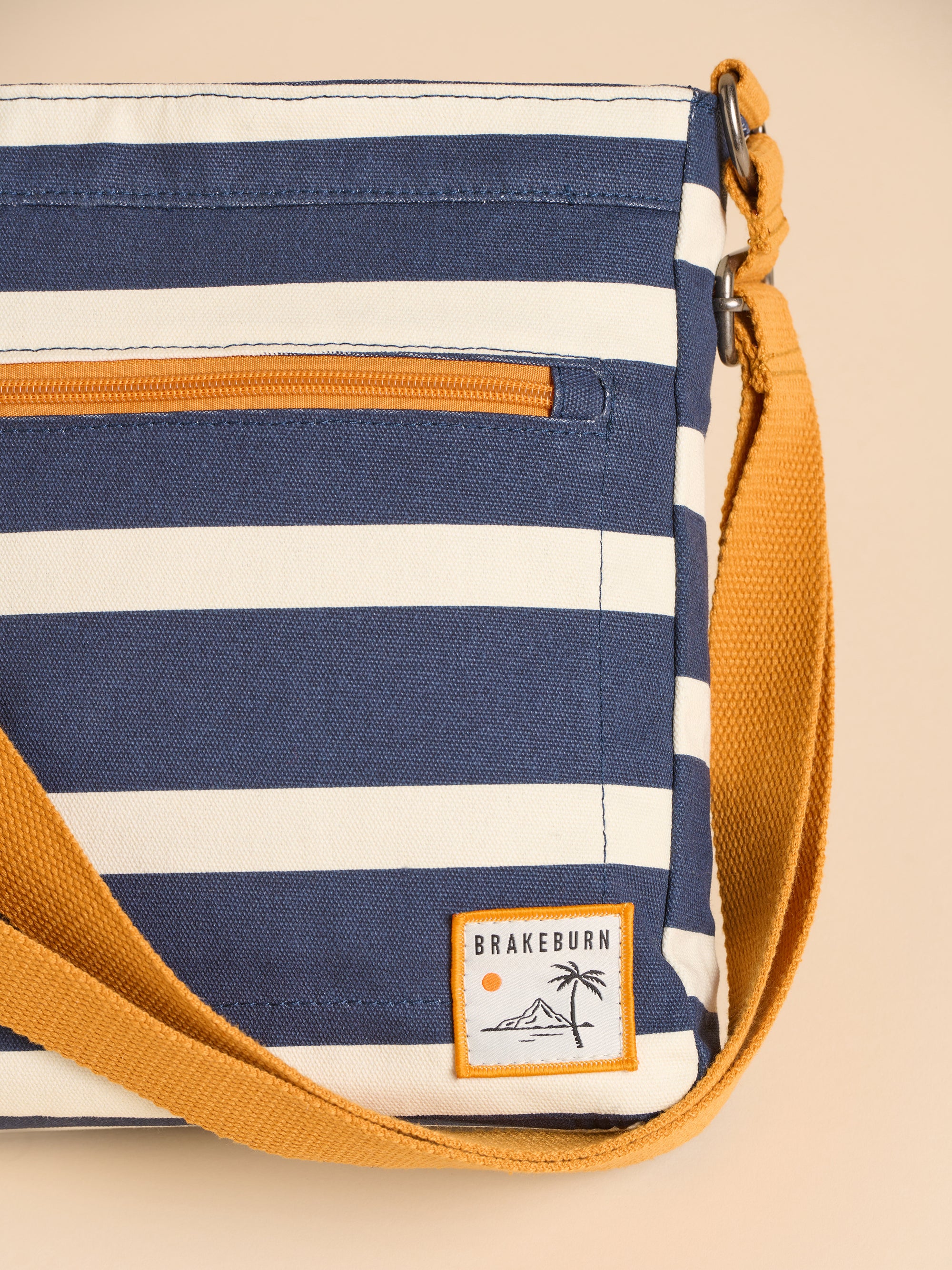 Harbour Cross Body Bag